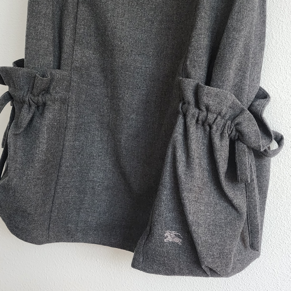 NWT Burberry Blue Label Gray Wool Dress with Ribbon Detail 𓆩♡𓆪 - Picture 7 of 9
